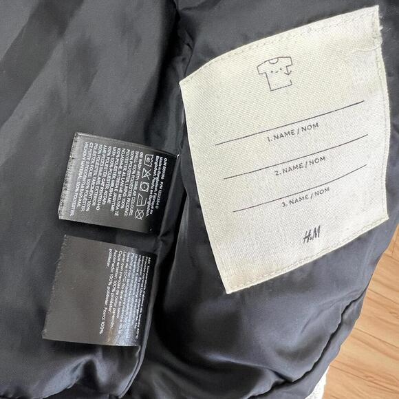 H&M Toddler 18 24M 2T Black Quilted Puffer Fall Vest Jacket Pockets Full Zip - Picture 8 of 10